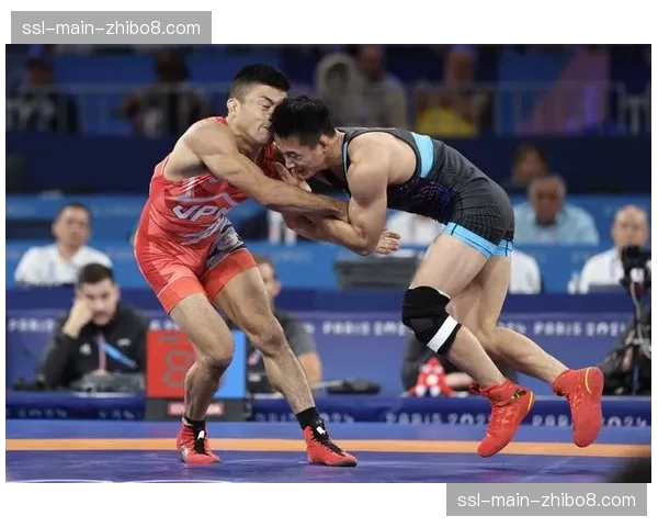 中国摔跤队巴黎奥运会参赛席位分配三个阶段完成 中国摔跤队巴黎奥运会参赛席位分配三个阶段完成